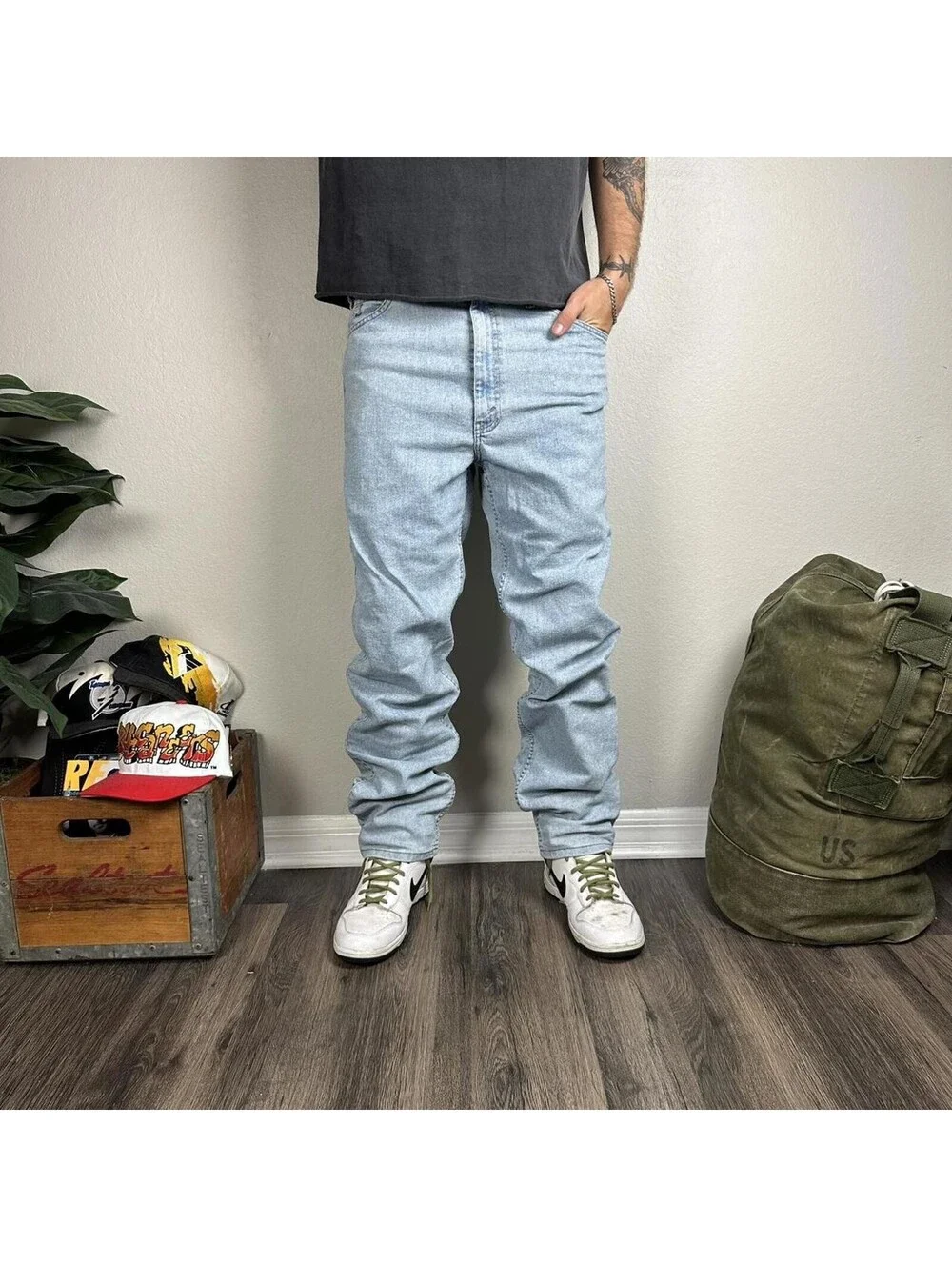 Vintage Levi’s silver tab premium blue denim straight fit jeans indie 34x32